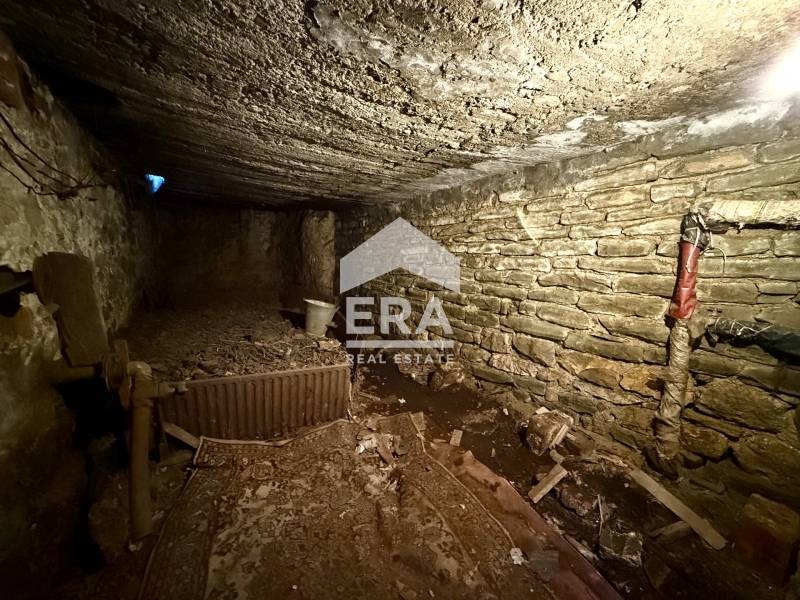 Продава КЪЩА, гр. Велико Търново, Акация, снимка 14 - Къщи - 54042214