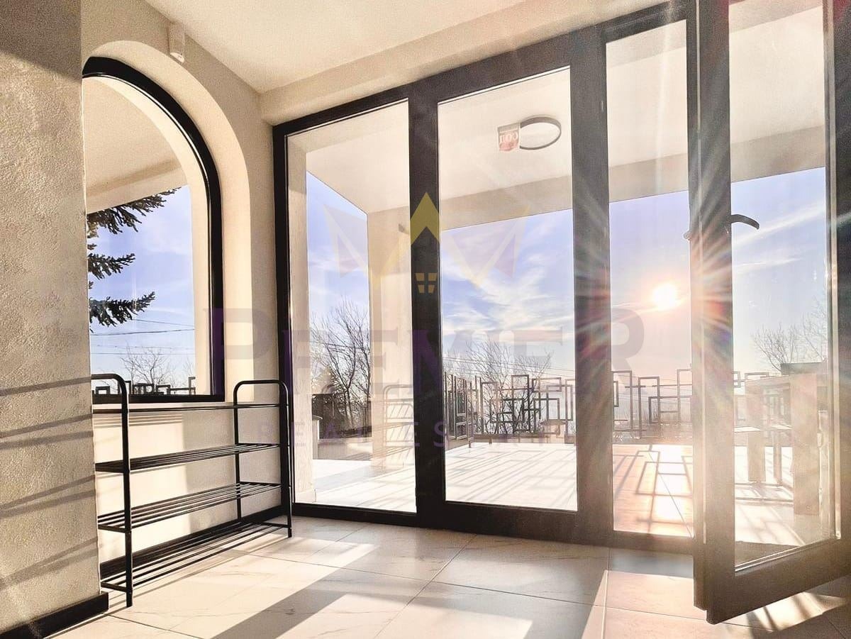 Продава КЪЩА, гр. Балчик, област Добрич, снимка 14 - Къщи - 53825952