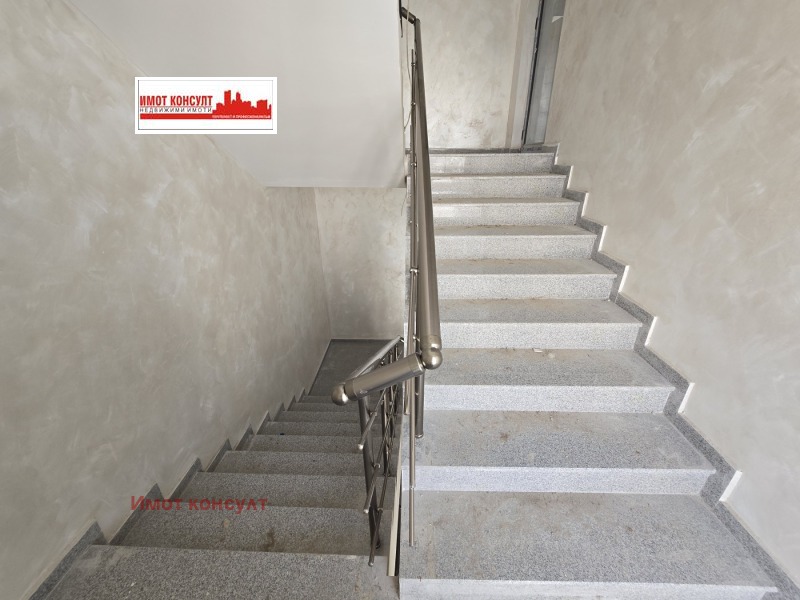 Продава  2-стаен град Пловдив , Остромила , 71 кв.м | 48537273 - изображение [4]