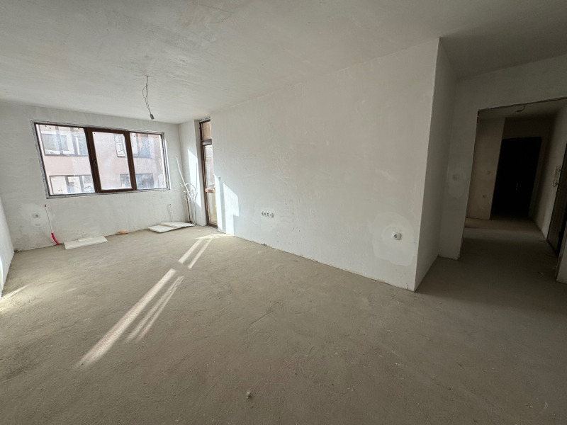 Продава 3-СТАЕН, гр. Велико Търново, Бузлуджа, снимка 3 - Апартаменти - 52444379