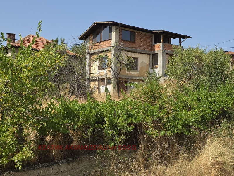 Продава КЪЩА, с. Сапарево, област Кюстендил, снимка 2 - Къщи - 52236638