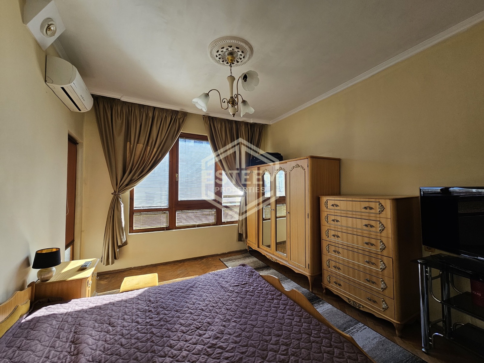 Продава 3-СТАЕН, гр. Русе, Център, снимка 2 - Апартаменти - 54053675