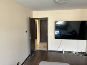 2 Schlafzimmer Oborishte, Sofia 3
