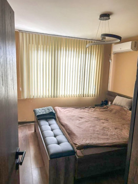 2 Schlafzimmer Oborishte, Sofia 4