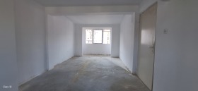 3+ camere da letto Zimno kino Trakiia, Varna 6