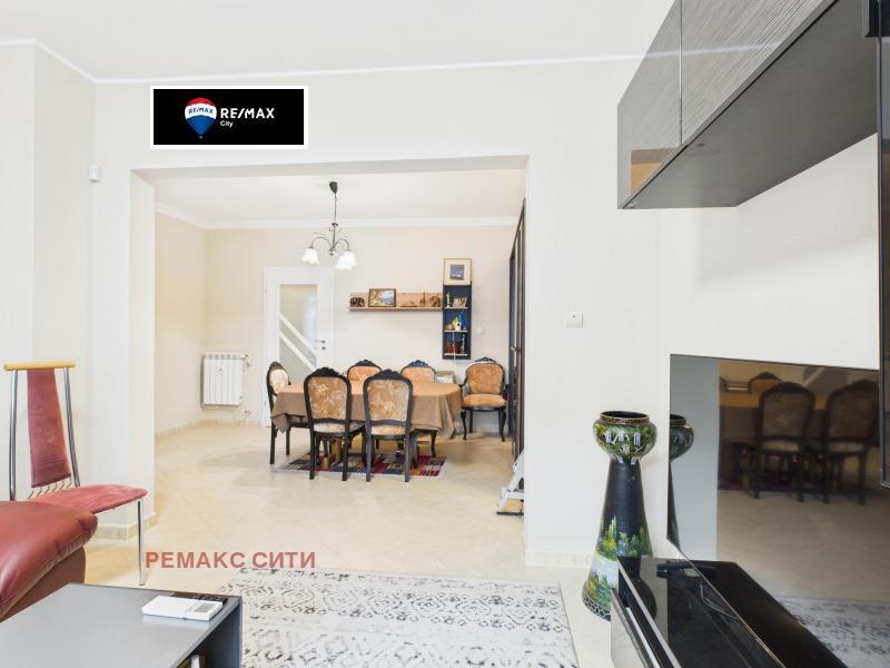 Продава 2-СТАЕН, гр. София, Център, снимка 3 - Апартаменти - 53258959