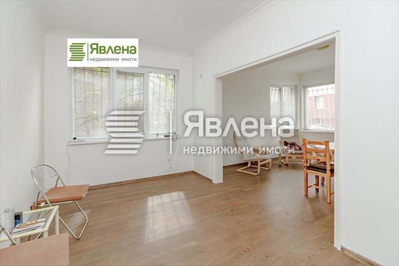 Продава  3-стаен, град София, Яворов •  365 000 EUR • ID 63673099 — holmes.bg - [1] 