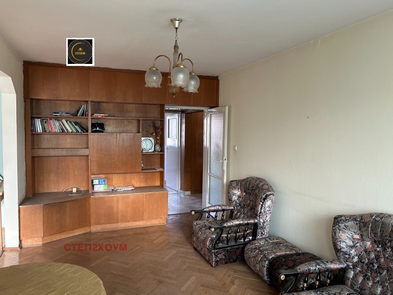 Продава 3-СТАЕН, гр. София, Мусагеница