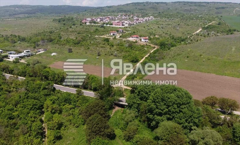 À venda  Trama região Varna , General Kantardjievo , 6000 m² | 97291986