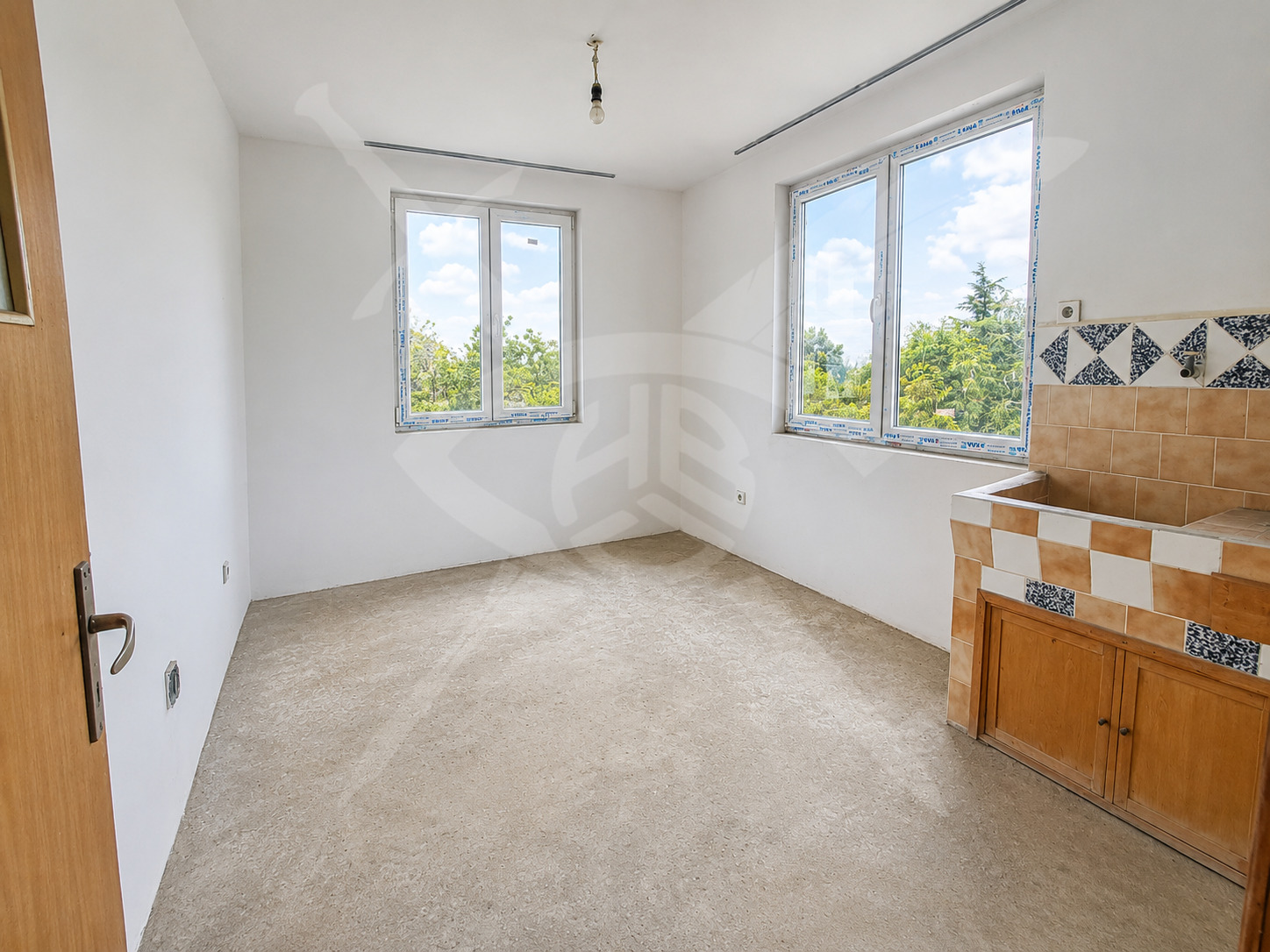 Продава КЪЩА, гр. Бургас, гр. Българово, снимка 2 - Къщи - 55237852