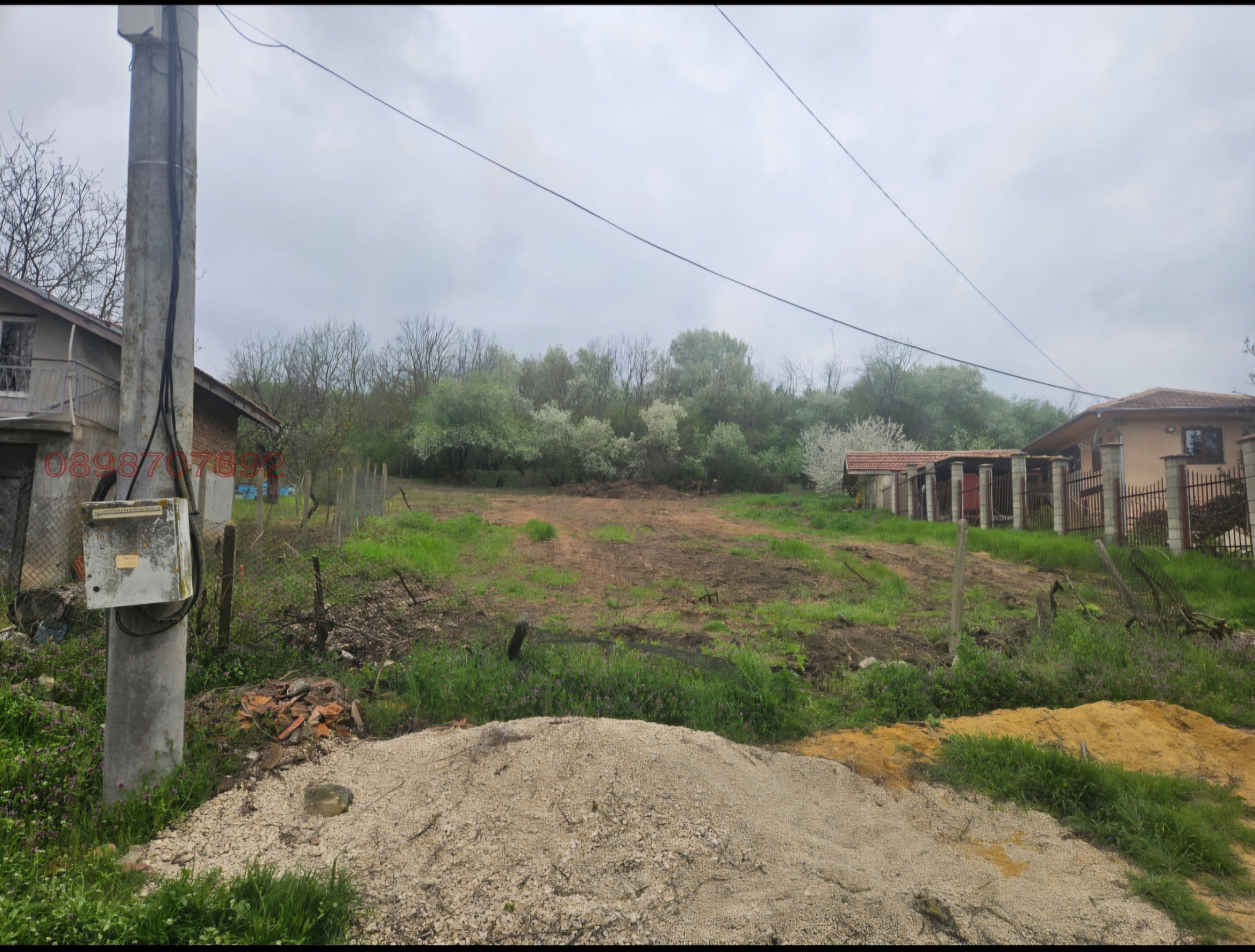 Продава ПАРЦЕЛ, с. Староселец, област Варна