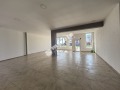 Продава МАГАЗИН, град Ямбол, Граф Игнатиев • 250000 € / 488957.50 лв. • 35531056 5