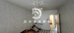 2 chambres Tri tchoutchoura - yug, Stara Zagora 4