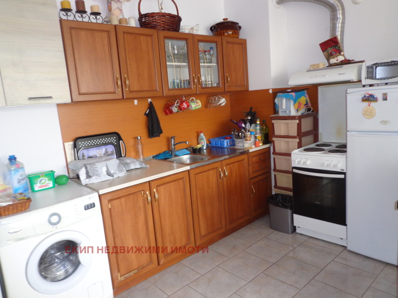 Продава  2-стаен град София , Зона Б-18 , 72 кв.м | 94635400