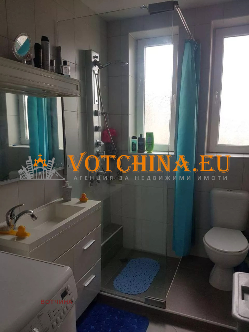 Продава КЪЩА, с. Соколово, област Добрич, снимка 12 - Къщи - 52663545