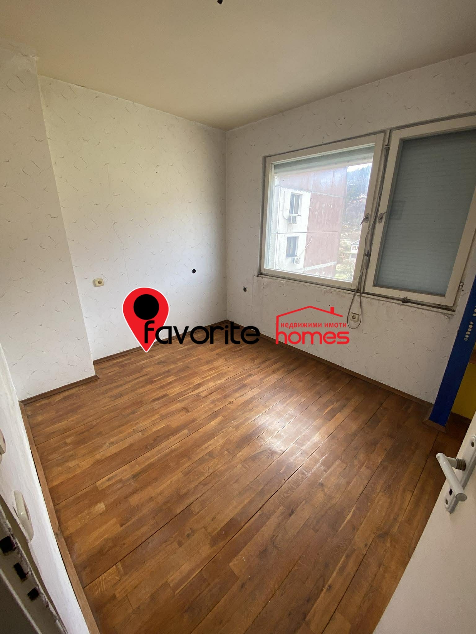 Продава 3-СТАЕН, гр. Шумен, Боян Българанов 2, снимка 2 - Апартаменти - 53797834