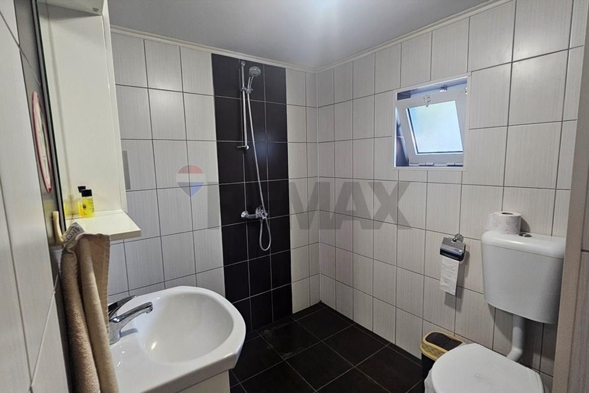 Продава КЪЩА, с. Вехтово, област Шумен, снимка 15 - Къщи - 55230100