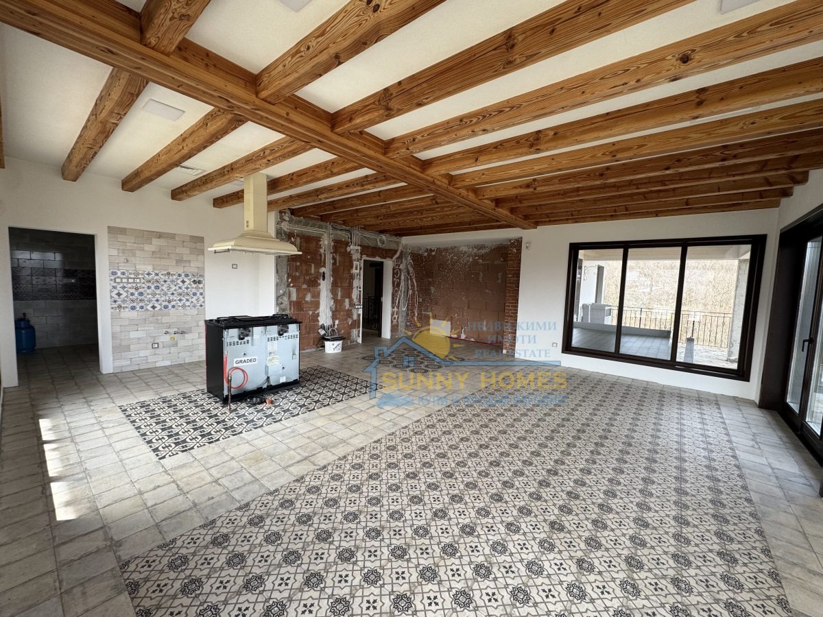 Продава КЪЩА, с. Средни колиби, област Велико Търново, снимка 2 - Къщи - 55419974