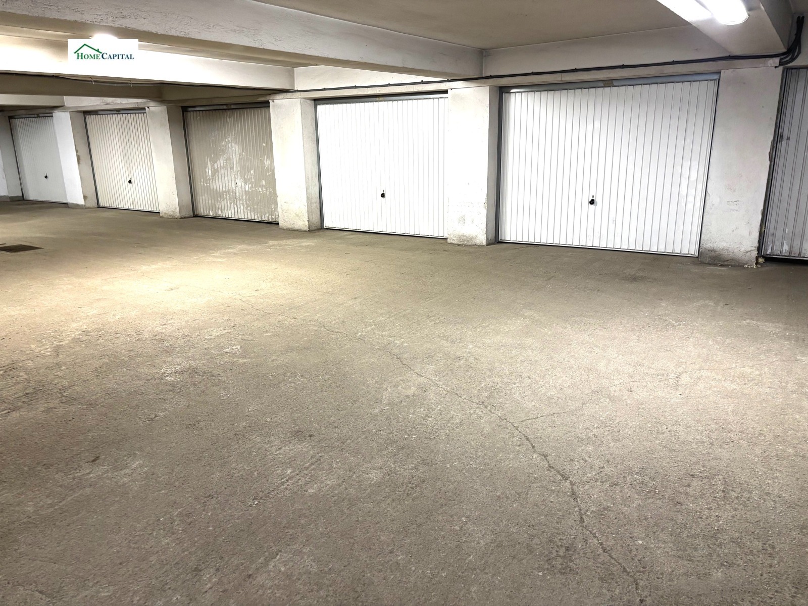 Продава ГАРАЖ, ПАРКОМЯСТО, гр. София, Борово, снимка 4 - Гаражи и паркоместа - 53981137