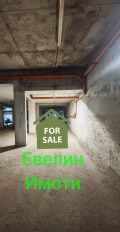 Продава  Гараж, Паркомясто град Русе , Широк център , 20 кв.м | 48888414