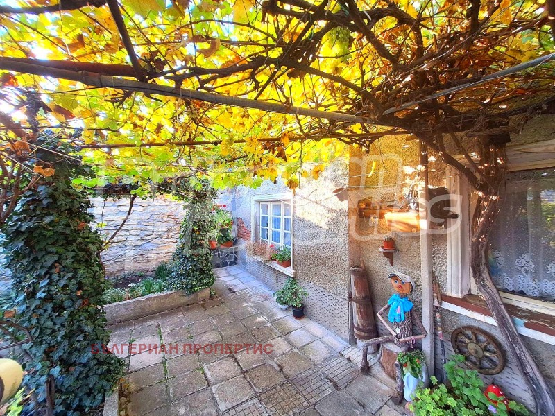 Продава КЪЩА, с. Леденик, област Велико Търново, снимка 14 - Къщи - 52278075