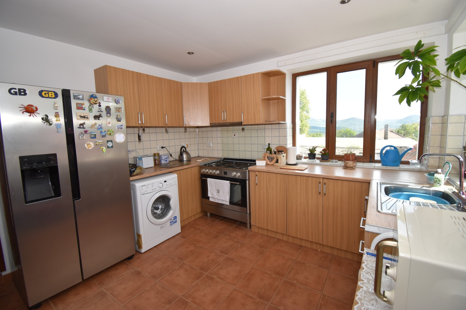 Продава КЪЩА, с. Гостилица, област Габрово, снимка 3 - Къщи - 53756117