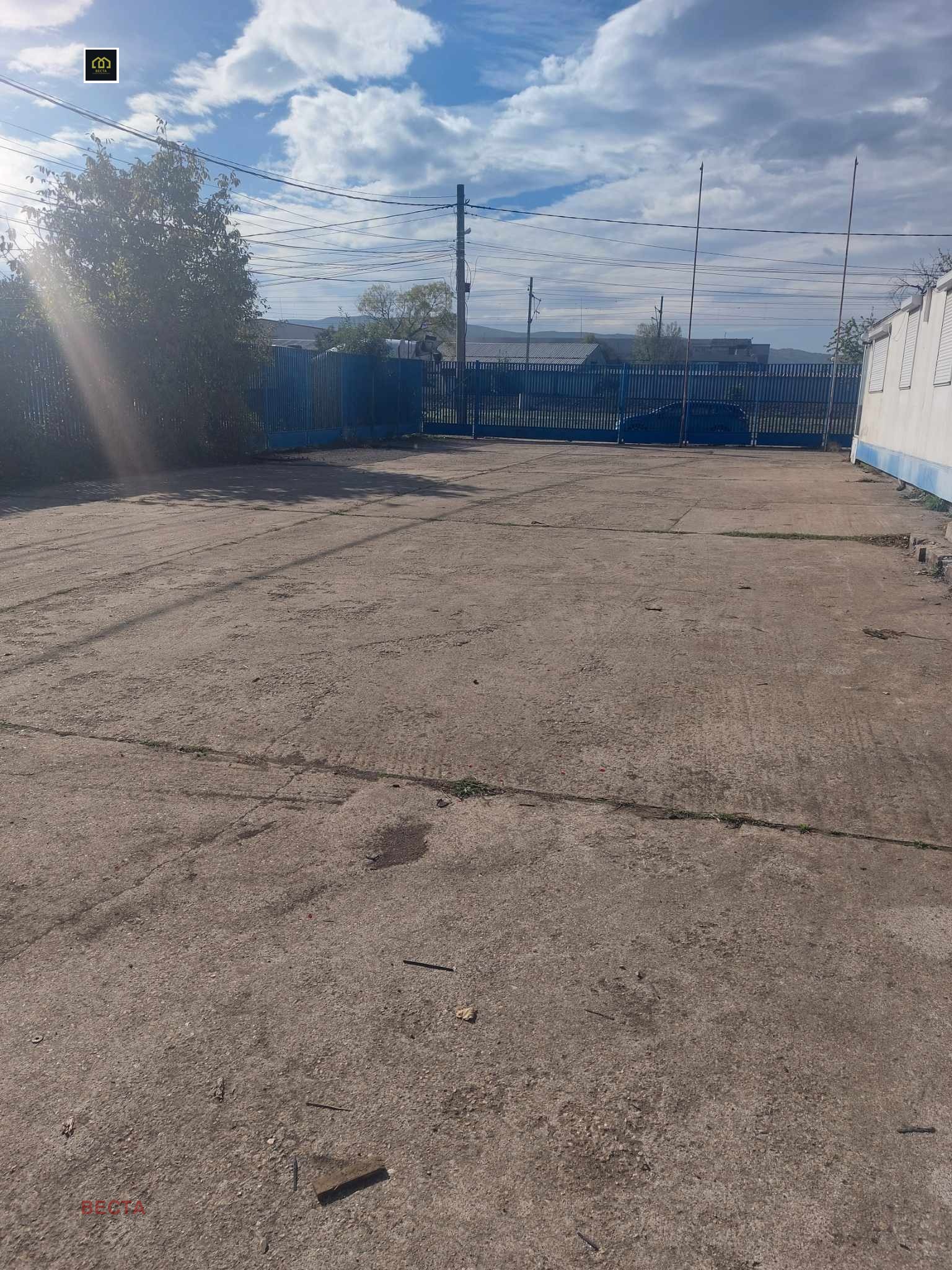 Продава ГАРАЖ, ПАРКОМЯСТО, гр. София, с. Казичене