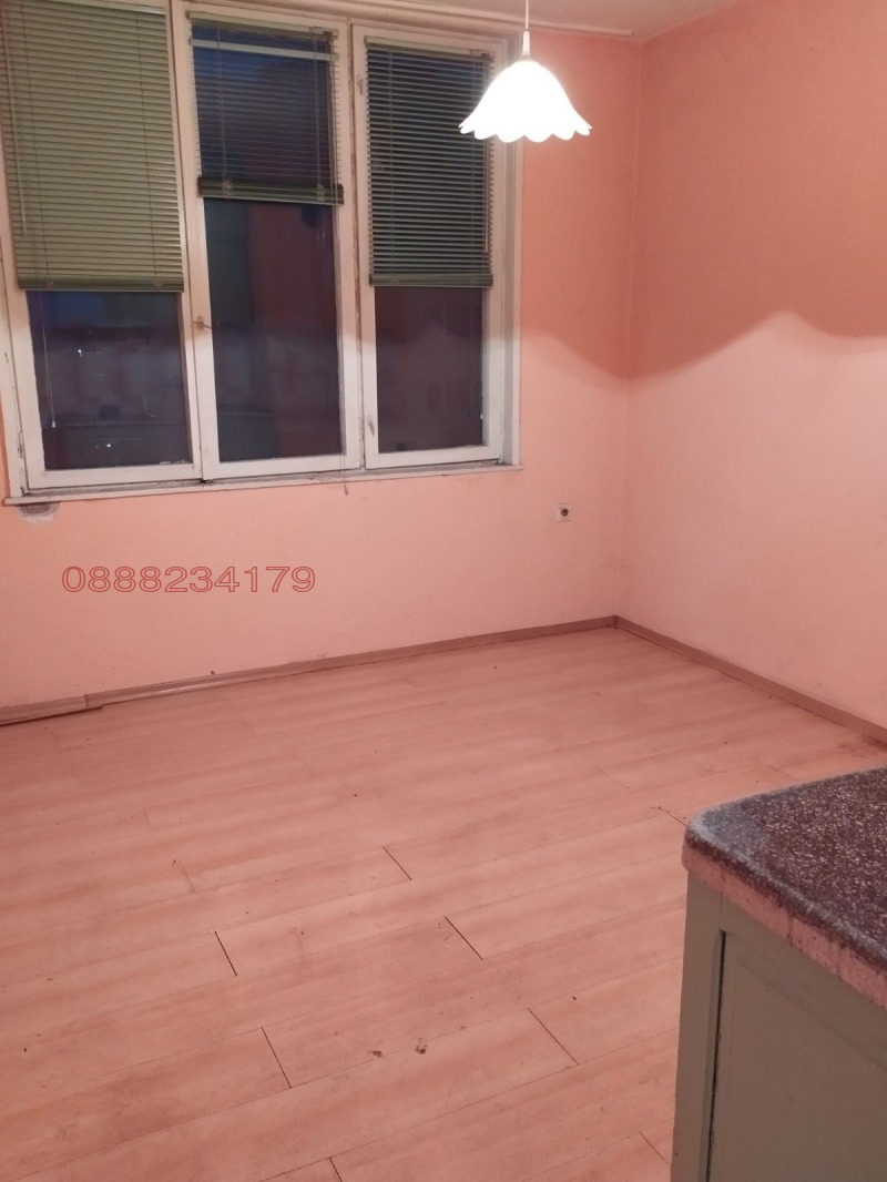 Продава 1-СТАЕН, гр. Нова Загора, област Сливен, снимка 9 - Апартаменти - 52771146