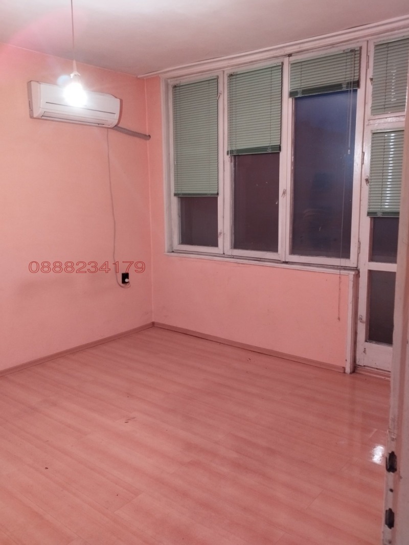 Продава 1-СТАЕН, гр. Нова Загора, област Сливен, снимка 11 - Апартаменти - 52771146