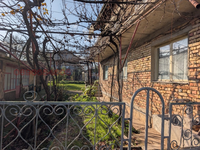 Продава КЪЩА, гр. Вълчи дол, област Варна, снимка 3 - Къщи - 53492269