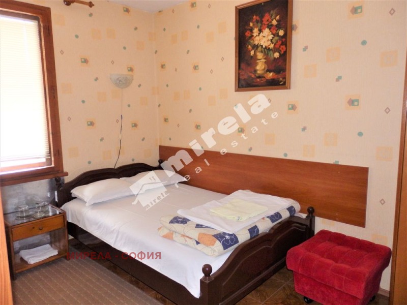 Na sprzedaż  Hotel Sofia , Bankja , 375 mkw | 57184635 - obraz [11]