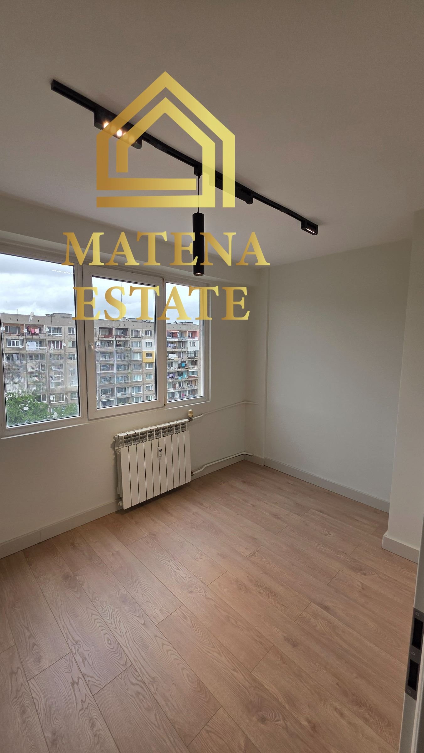 Продава 3-СТАЕН, гр. Перник, Изток, снимка 4 - Апартаменти - 54590407