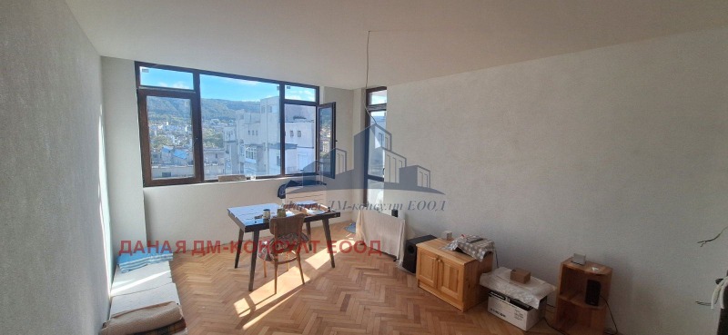 Продава 1-СТАЕН в град Шумен, Болницата - 42 кв.м / 81 300 € » 159 008.98 лв., ДАНАЯ ДМ-КОНСУЛТ ЕООД