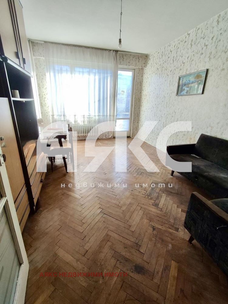 Продава 2-СТАЕН, гр. София, Свобода