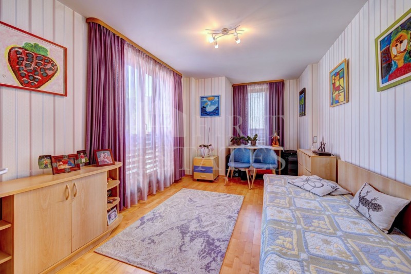 Na prodej  Dům Sofia , Malinova dolina , 300 m2 | 10283785 - obraz [8]
