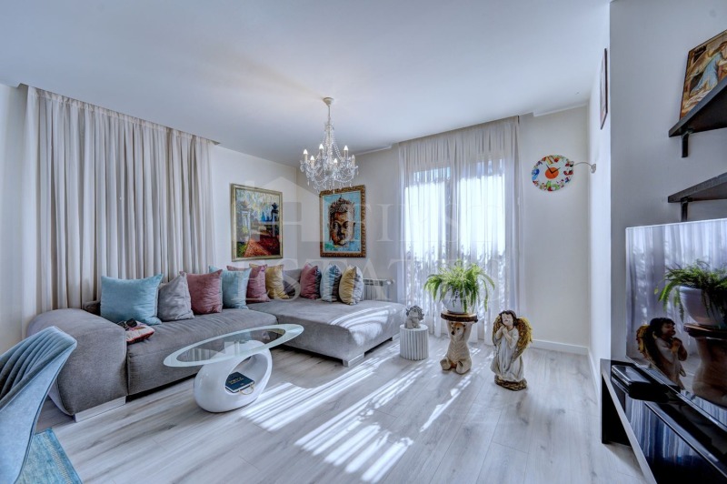 Na prodej  Dům Sofia , Malinova dolina , 300 m2 | 10283785 - obraz [3]