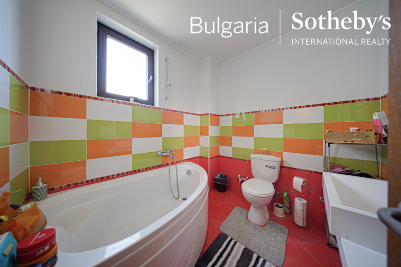 Zu verkaufen  Haus Sofia , m-t Kambanite , 300 qm | 58863770 - Bild [12]