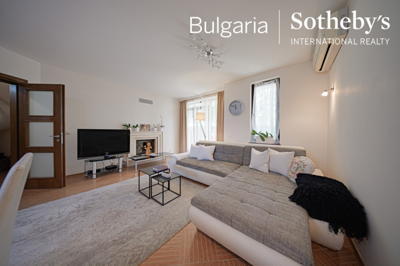 Zu verkaufen  Haus Sofia , m-t Kambanite , 300 qm | 58863770