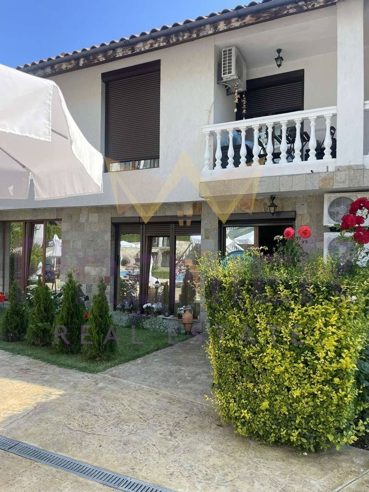 Продава КЪЩА, гр. Свети Влас, област Бургас