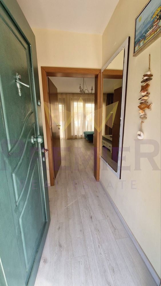 Продава КЪЩА, гр. Свети Влас, област Бургас, снимка 2 - Къщи - 52435194