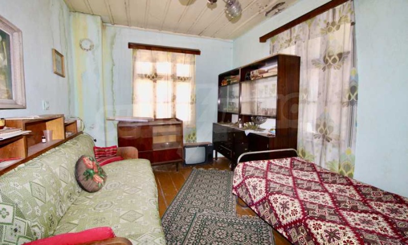 Продава КЪЩА, гр. Павликени, област Велико Търново, снимка 5 - Къщи - 52856066