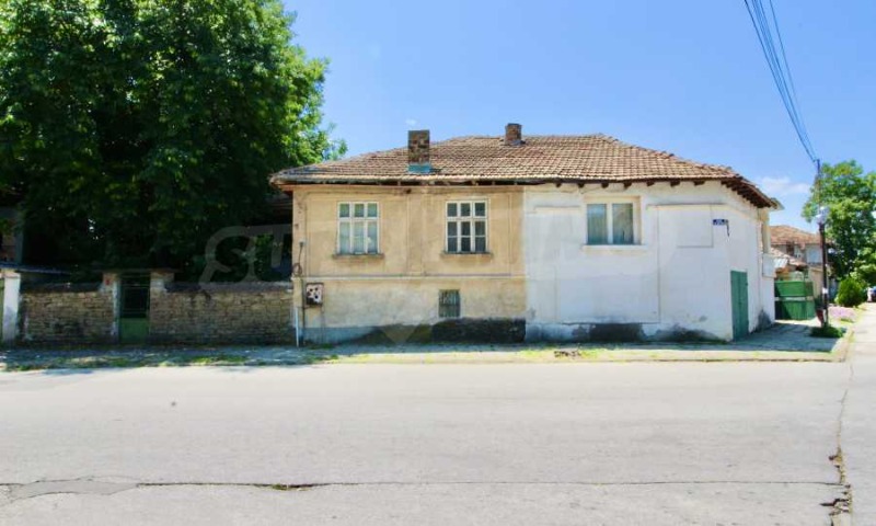 Продава КЪЩА, гр. Павликени, област Велико Търново, снимка 3 - Къщи - 52856066