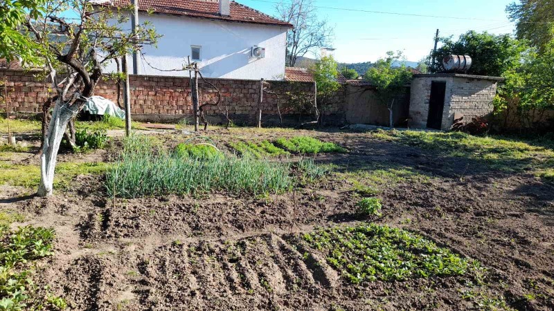 Продава КЪЩА, с. Зимница, област Стара Загора, снимка 8 - Къщи - 52889675