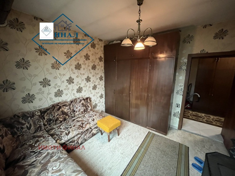 Продава КЪЩА, гр. Велики Преслав, област Шумен, снимка 10 - Къщи - 53196874