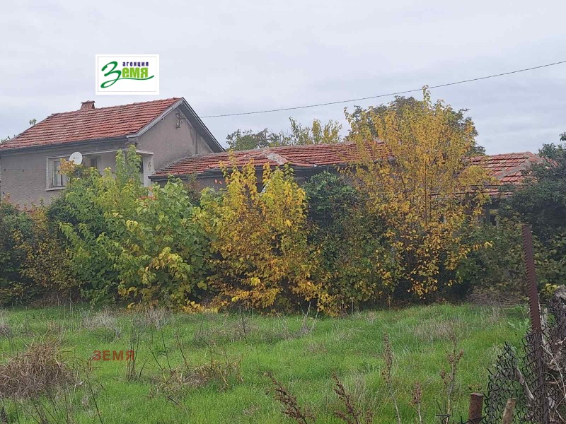 Продава КЪЩА, с. Преславен, област Стара Загора