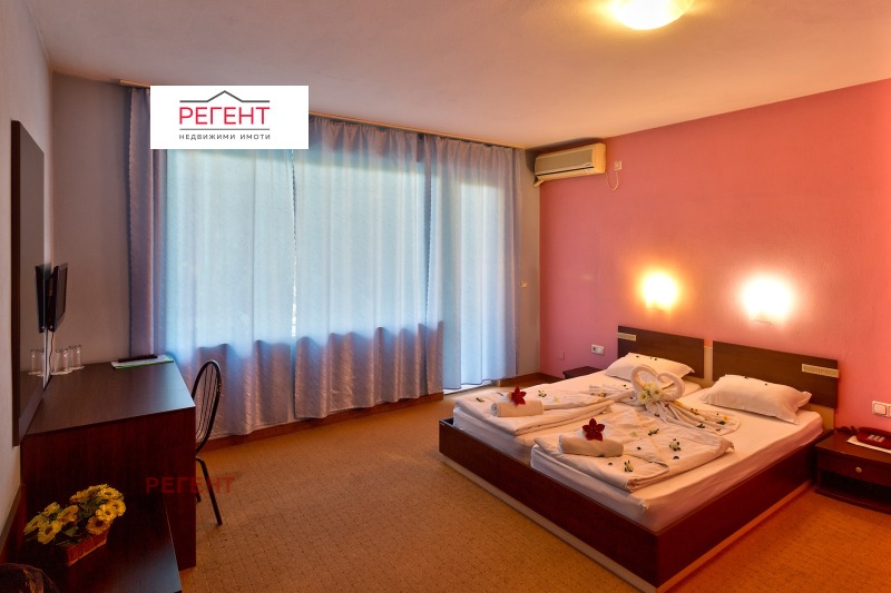 Продава ХОТЕЛ, гр. Габрово, Бичкиня, снимка 2 - Хотели - 52412982