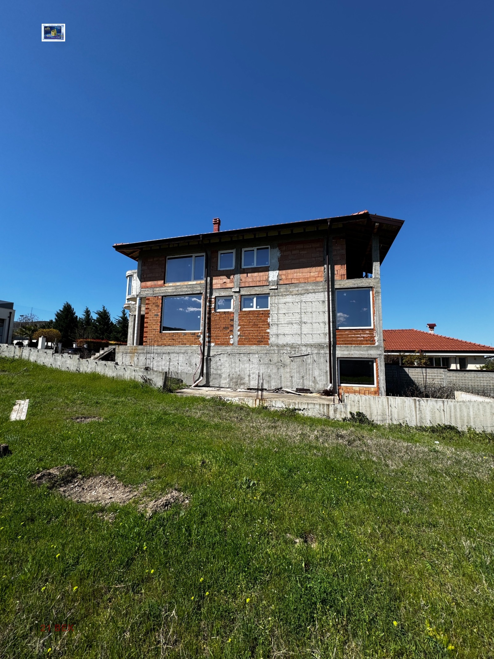 Продава КЪЩА, с. Марково, област Пловдив, снимка 2 - Къщи - 54146442