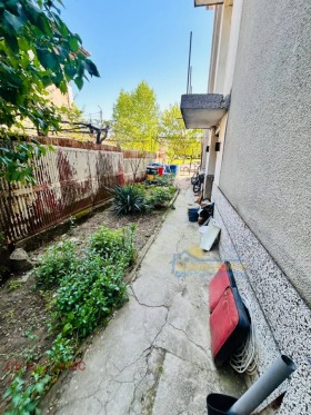 Hus Gulv Strazhitsa, region Veliko Tarnovo 2