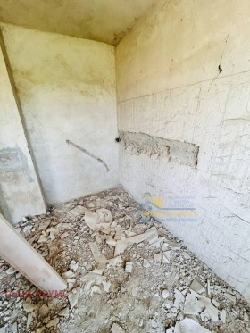 Hus Gulv Strazhitsa, region Veliko Tarnovo 5