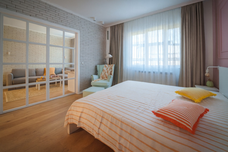 Продава МНОГОСТАЕН, гр. София, Център, снимка 6 - Апартаменти - 52540677